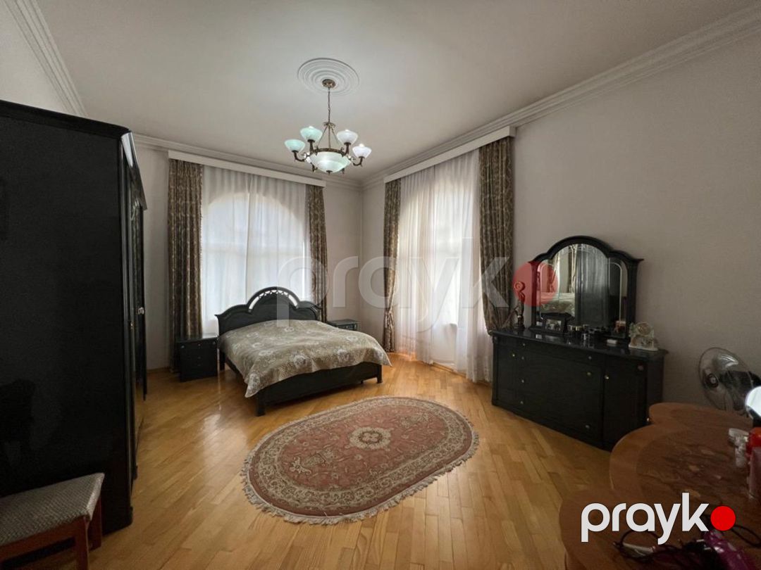 Satılır 8 otaqlı həyət evi/bağ evi 683 m² — Ev, villa, Bakı (2)