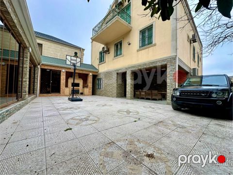Villa, R.Rüstəmov küç — Bakı