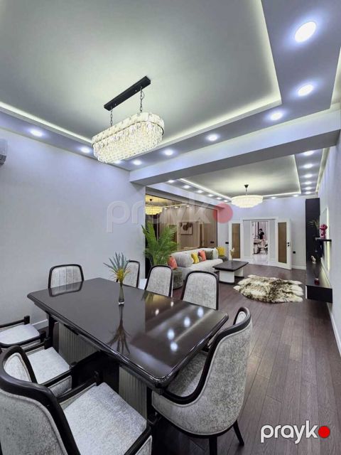 Satılır 3 otaqlı yeni tikili 172 m² — Bakı