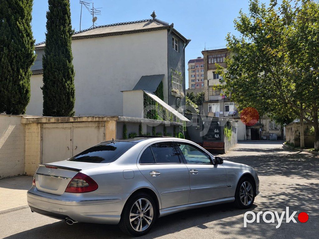 Mercedes E 270, 2.7 L, 2003 il, 357 775 km — Avtomobillər, Bakı (3)