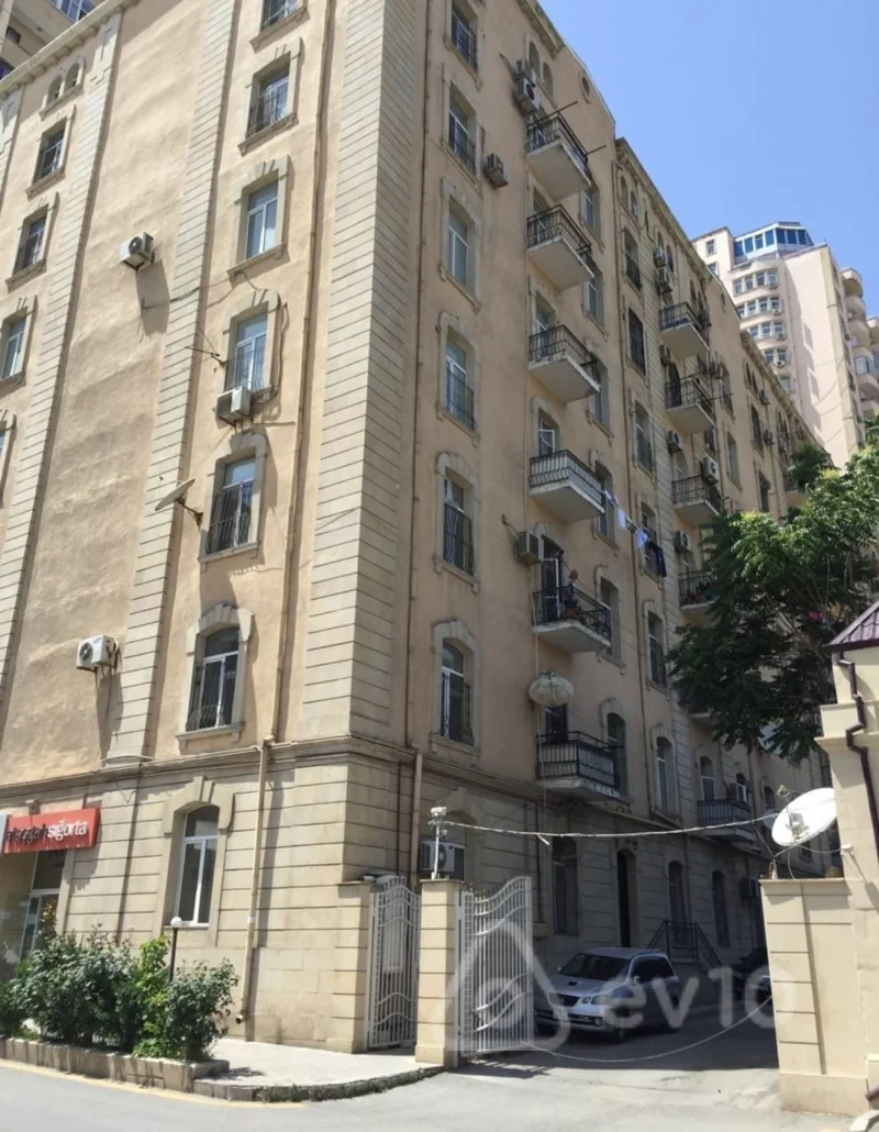 3 otaqlı mənzil, 130 m², Salatın Əsgərova — kirayə — Mənzil, Bakı (9)
