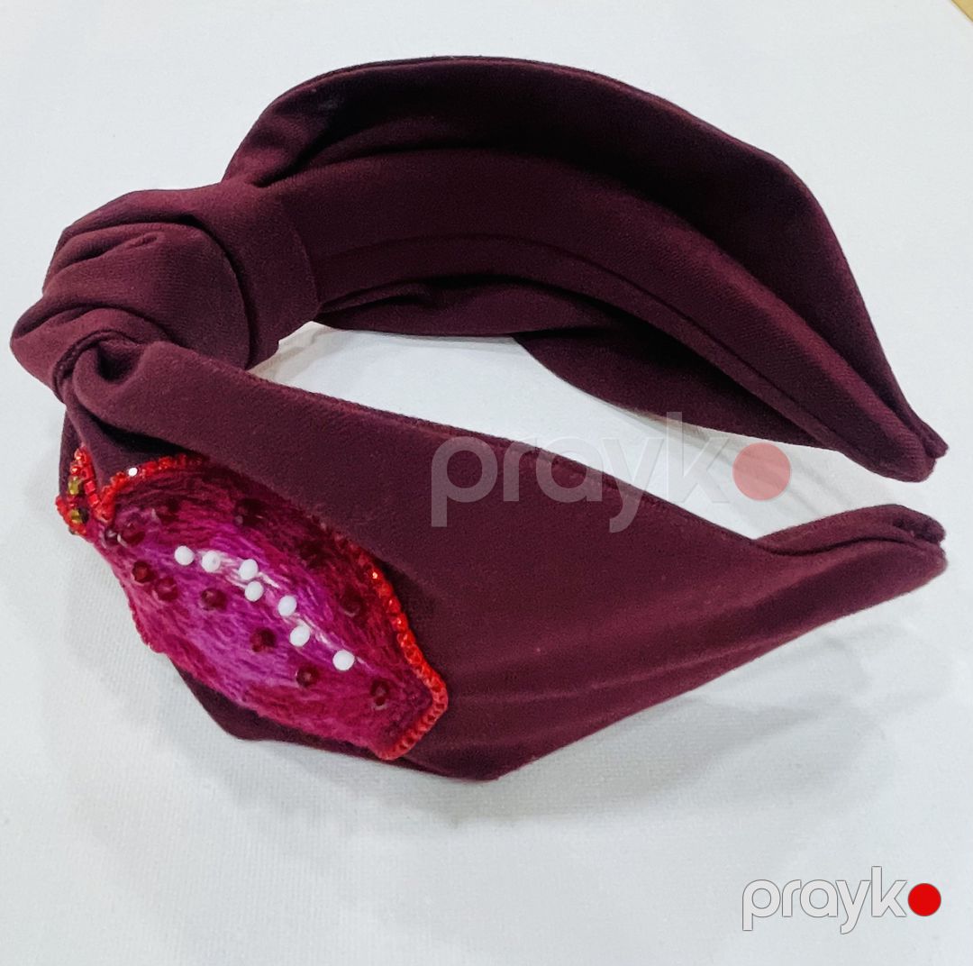 Çənbər 08881, tünd qırmızı — Mallar, Bakı (3)