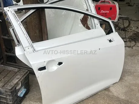 Toyota Corolla 2018-2023 qapısı — Bakı