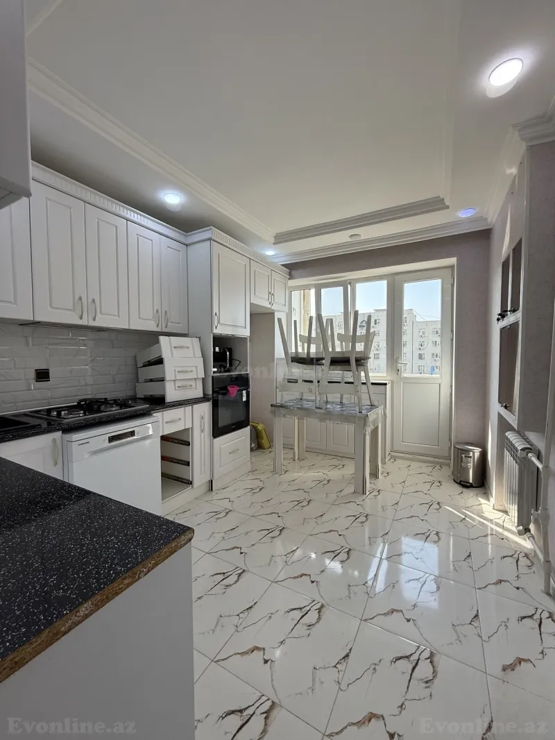 Satılır 2 otaqlı Mənzil Köhnə tikili 65 m² Bakı, Xətai r., Həzi Aslanov m — Mənzil, Bakı (6)