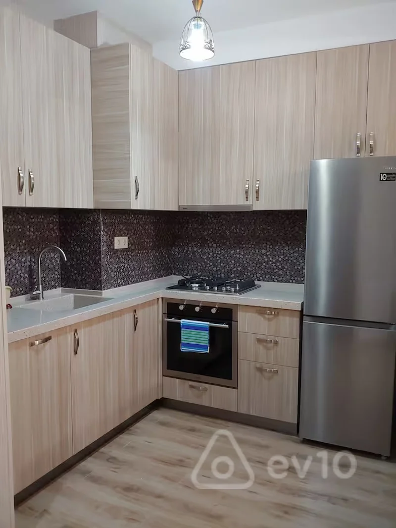 2 otaqlı mənzil, 85 m², Memar Əcəmi m/s. — günlük kirayə — Mənzil, Bakı (2)
