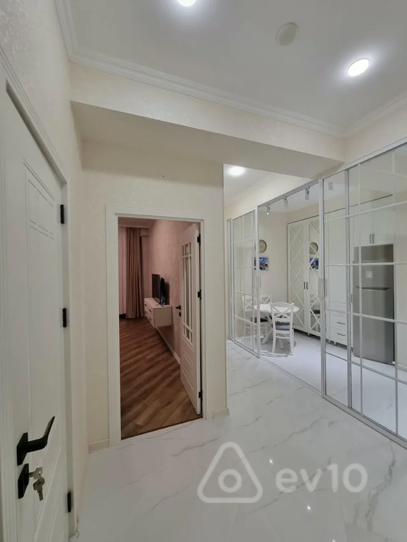2 otaqlı mənzil, 70 m², Təbriz küç — kirayə — Mənzil, Bakı (9)