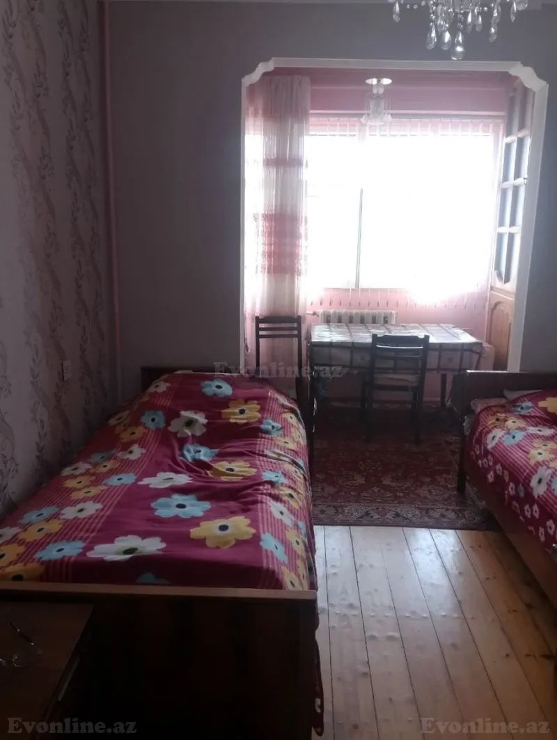Satılır 3 otaqlı Mənzil Köhnə tikili 75 m² Bakı, Suraxanı r., Yeni Günəşli — Mənzil, Bakı (6)