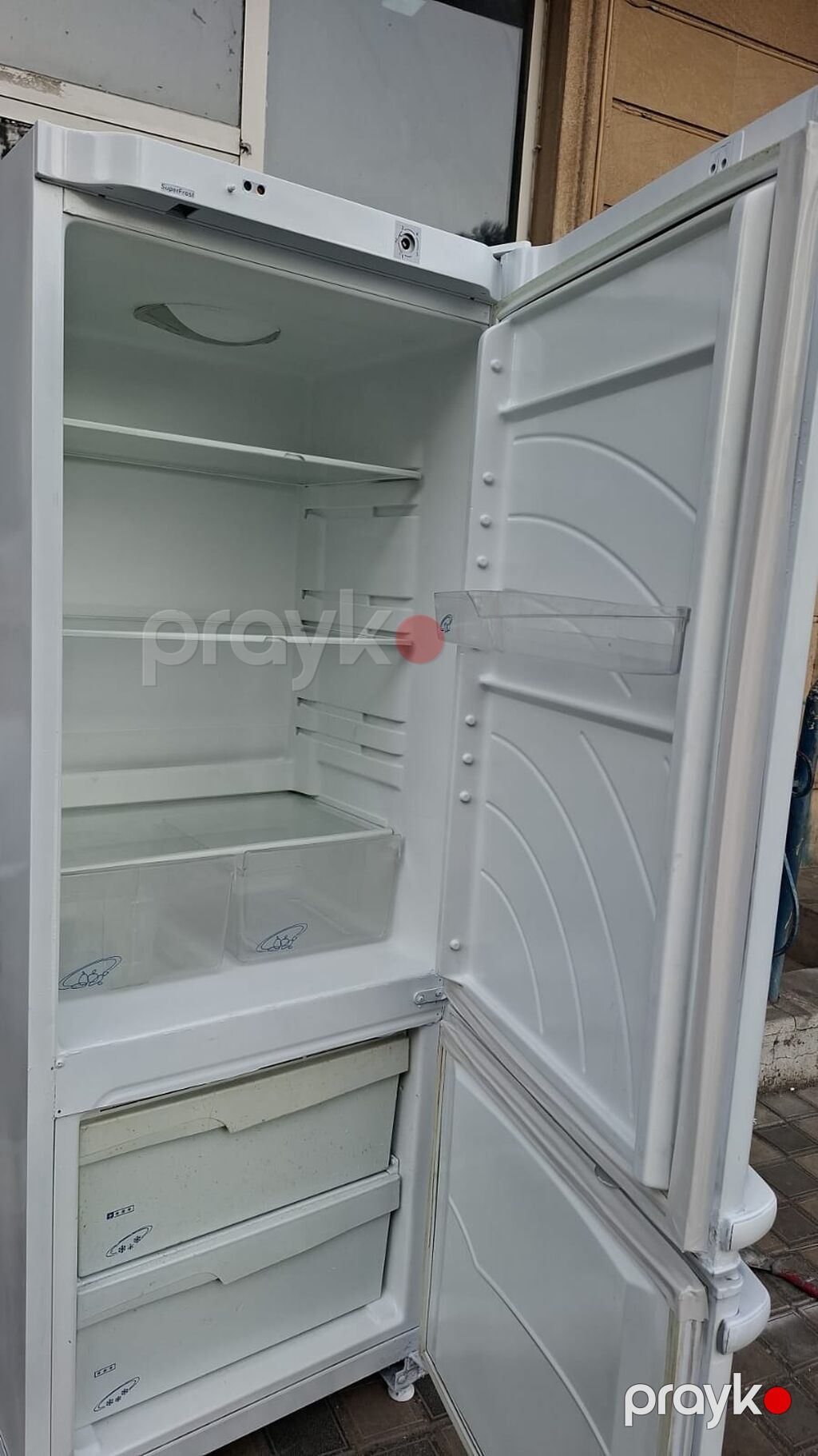 Pozıs iki qapılı soyuducu - Rəng: ağ - Yuxarıda soyuducu bölmə — Soyuducular, Bakı (2)