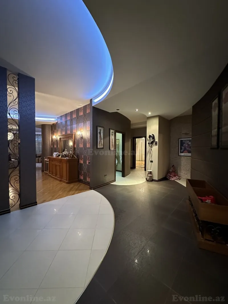 Kirayə verilir 4 otaqlı Mənzil Yeni tikili 230 m² Bakı, Səbail r., 28 May m — Mənzil, Bakı (2)