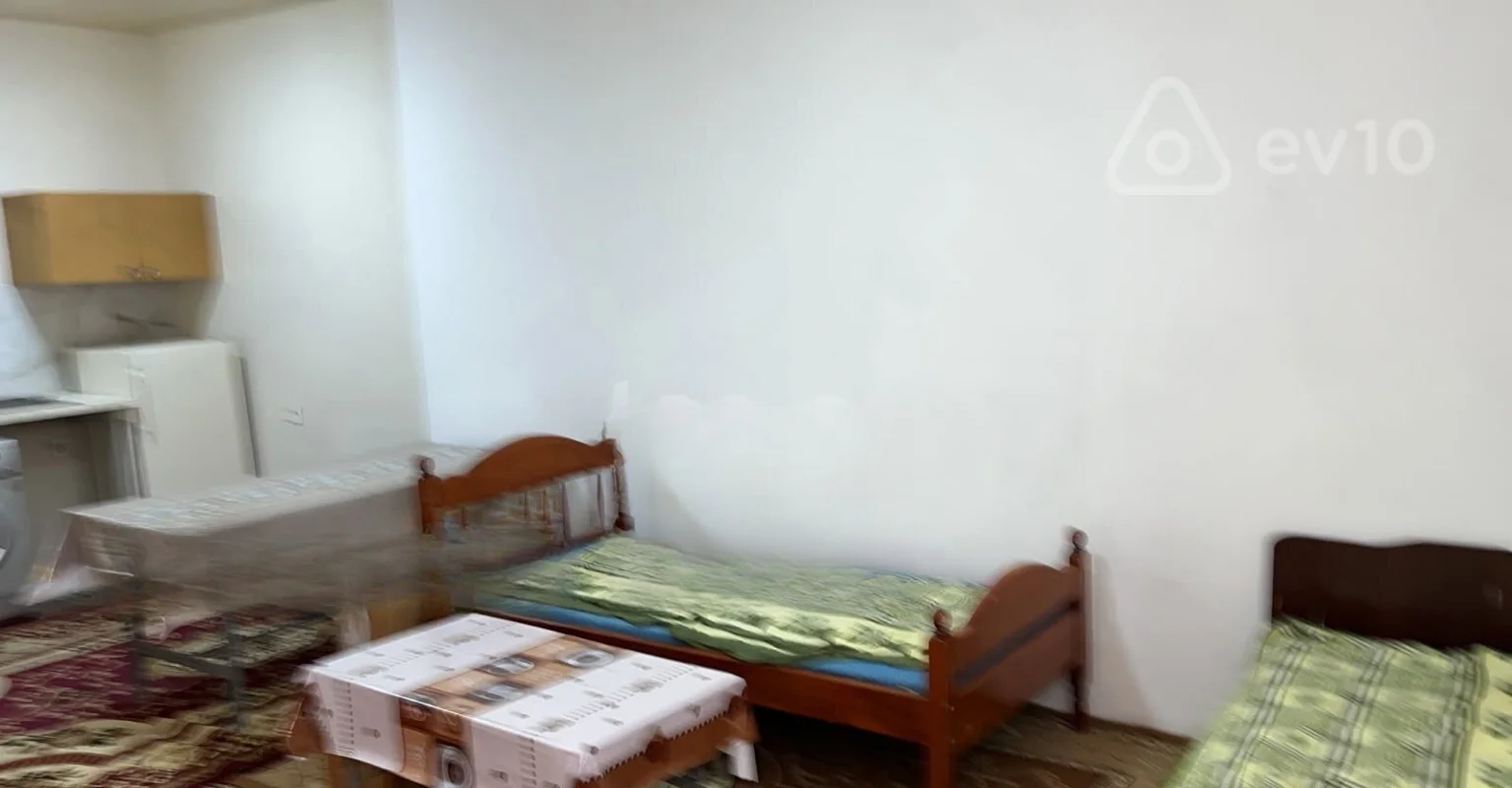 1 otaqlı həyət evi, 32 m², bakı badamdar — kirayə — Ev, villa, Bakı (2)