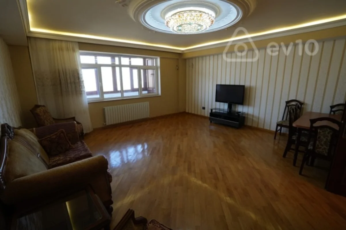 4 otaqlı mənzil, 178 m², Mirmahmud Kazımoviski küçəsi — kirayə — Mənzil, Bakı (2)