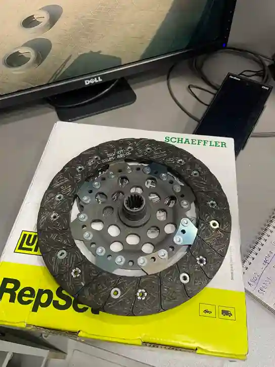 Çaska Feredo Opel — Bakı