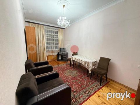 Satılır 3 otaqlı Bina evi menzil (Köhnə tikili), 70 m², Nizami rayonu — Bakı
