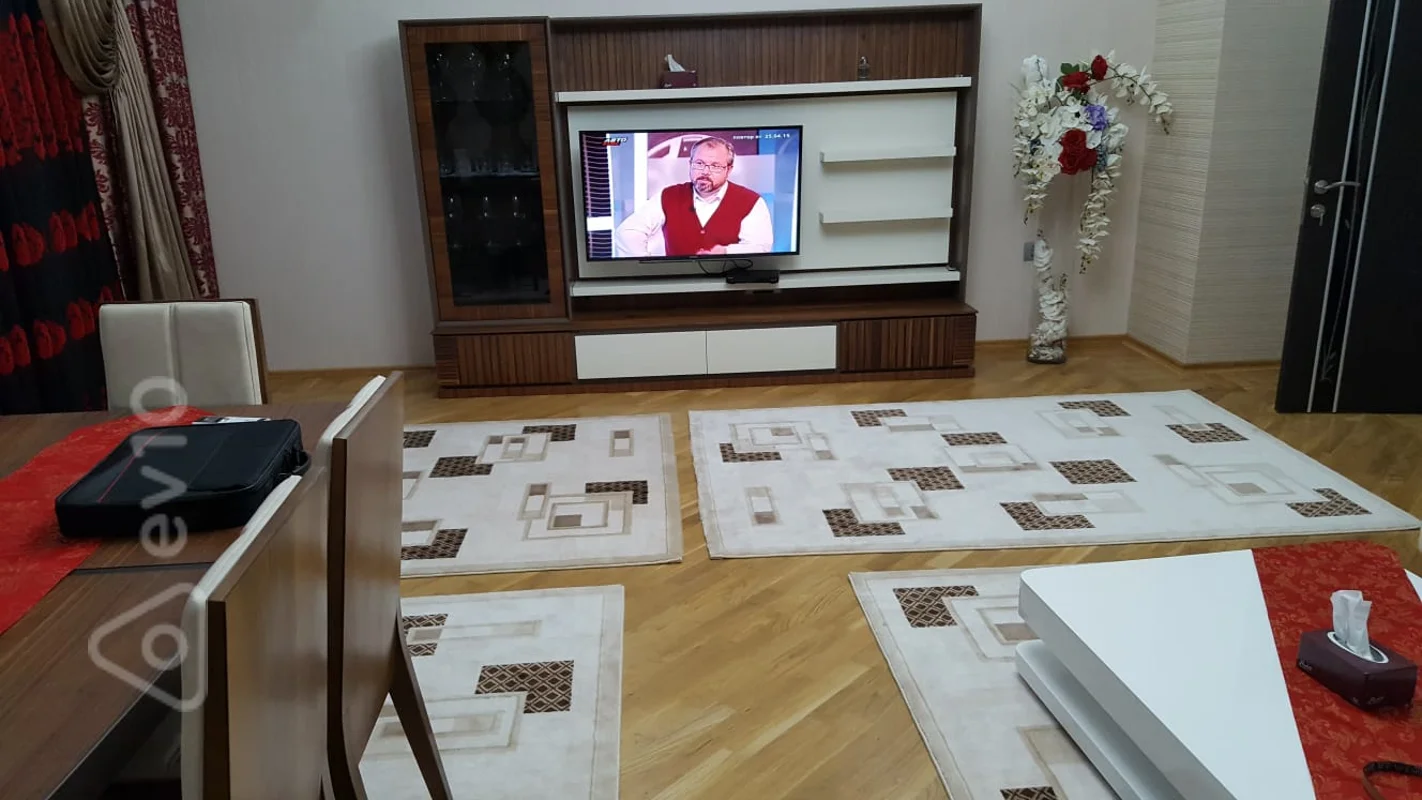 2 otaqlı mənzil, 100 m², Həsən Salmani küçəsi — kirayə — Mənzil, Bakı (8)