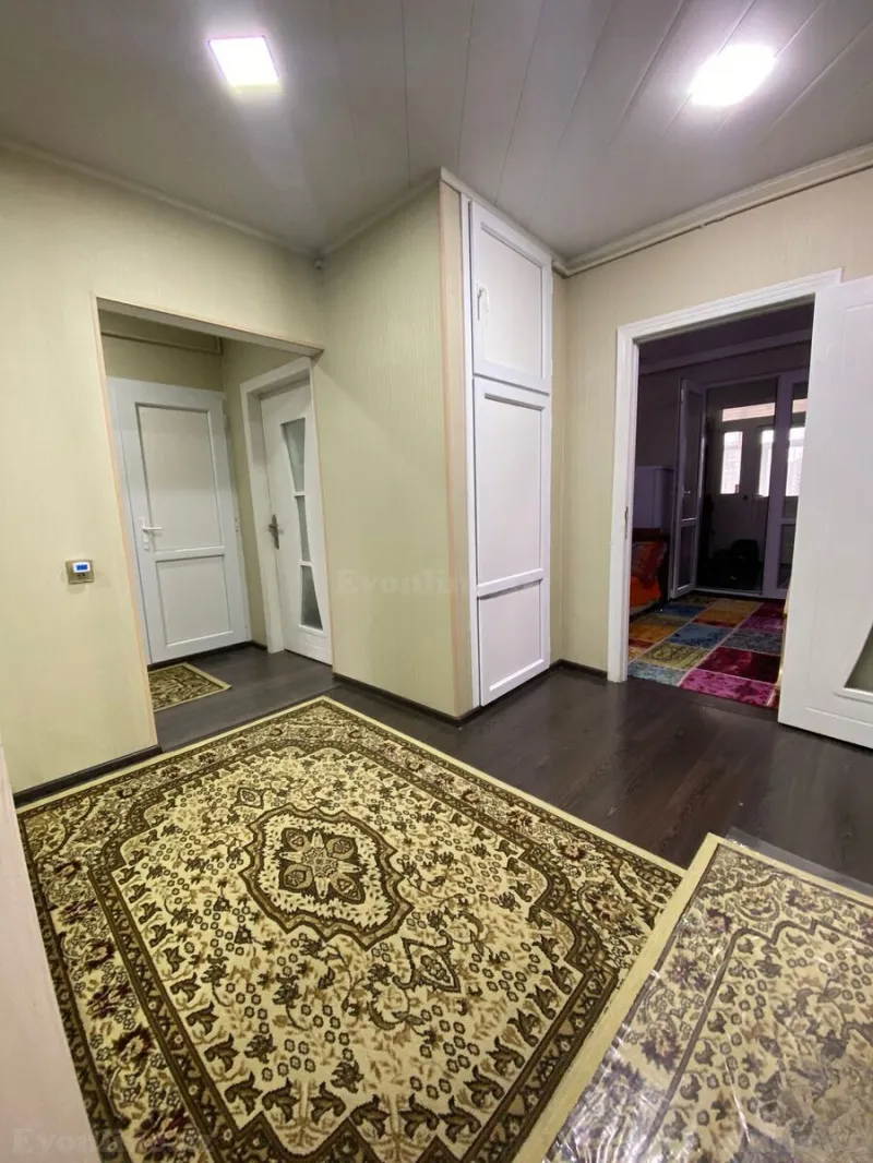 Satılır 5 otaqlı Mənzil Köhnə tikili 110 m² Bakı, Xətai r., Əhmədli m., Əhmədli — Mənzil, Bakı (3)