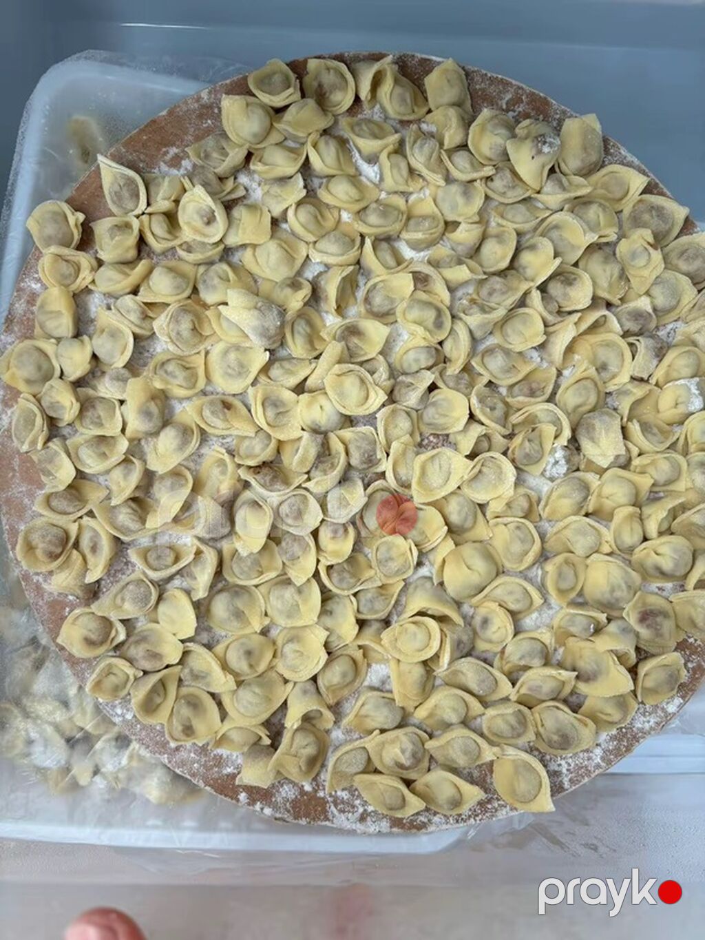 Ev üsulu dondurulmuş pelmeni (kiçik ölçü, əl ilə bükülüb) ve esl baki — Qida məhsulları, Bakı (5)