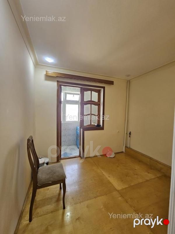 Satılır 1 otaqlı Bina evi menzil (Köhnə tikili), 37 m², 10-cu mikrorayon — Mənzil, Sumqayıt (7)