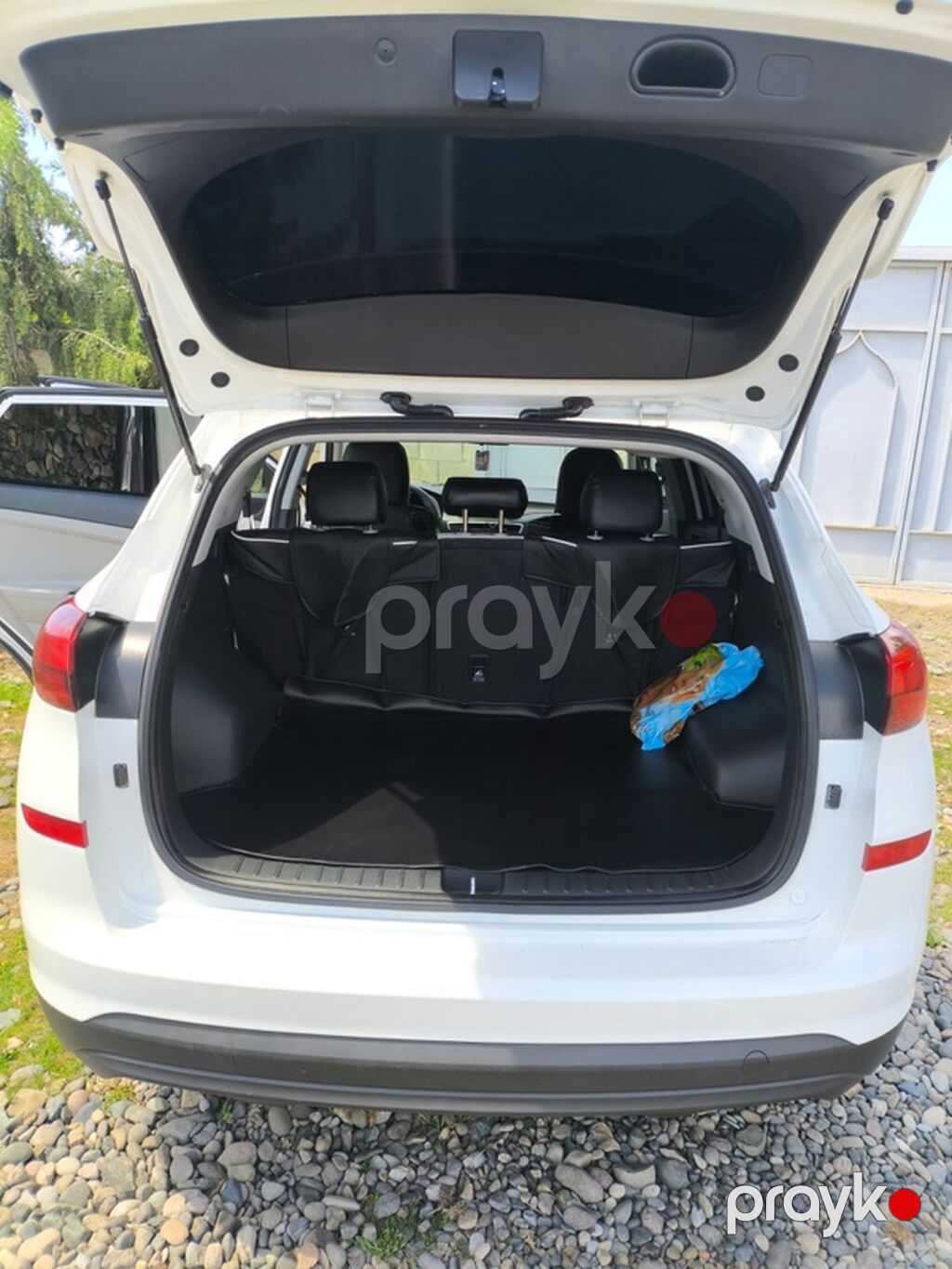 Hyundai Tucson – ağ rəngli, şəhər və kənar səfərlər üçün universal 77-QP-352 — Avtomobillər, Masazır (9)