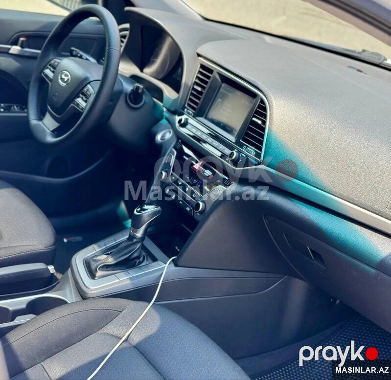 Hyundai Elantra, 2017 il 99-ZN-404 — Avtomobillər, Bakı (7)