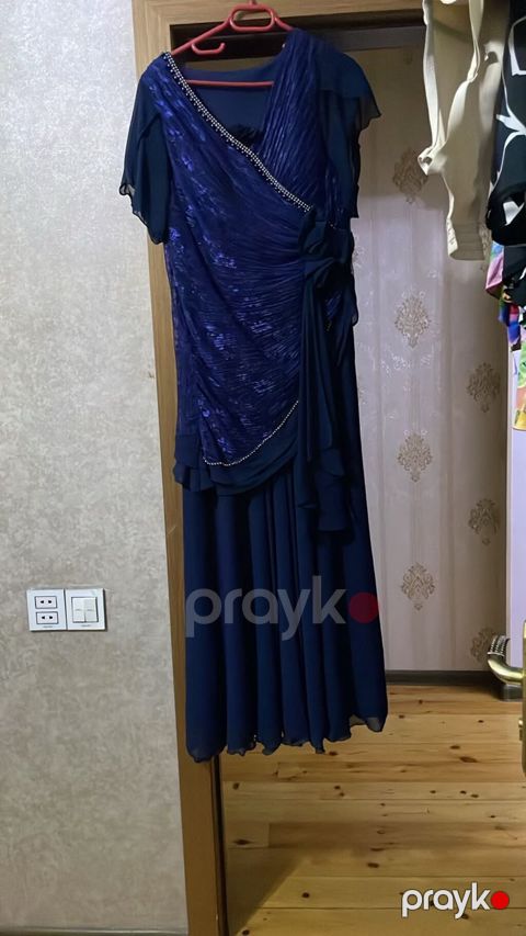 Hər biri 1-2 dəfə geyinilib. Çox baha qiymətə alınlb. 48-50 razmerə — Bakı