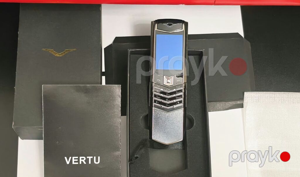 Vertu Düyməli — Vertu, Bakı (3)