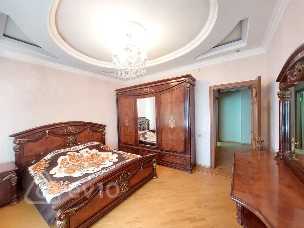 3 otaqlı mənzil, 130 m², Inwaatcilar Prospekti — kirayə — Mənzil, Bakı (7)