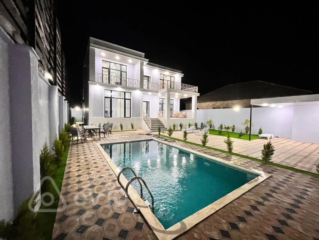 5 otaqlı həyət evi, 320 m², Buzovna Qəs — Bakı