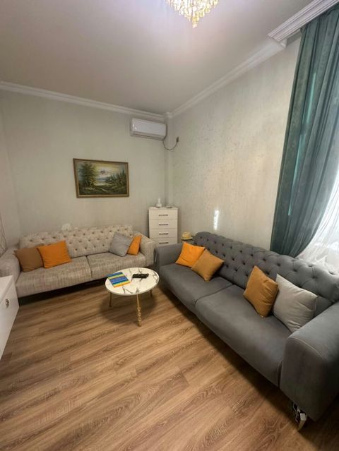 *ZB* *2 Eded Divan* Qiymət *Biri 200 azn* Unvan Yasamal — Bakı