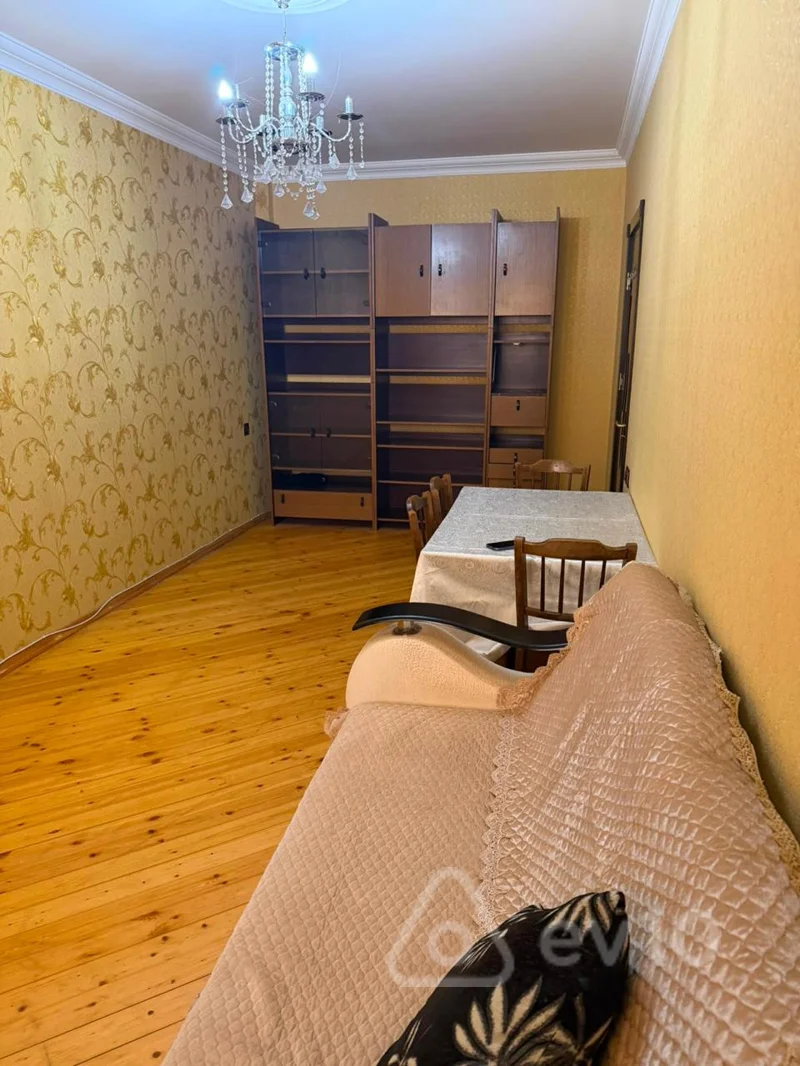 2 otaqlı mənzil, 50 m², Əsəd Əhmədov küçəsi — Bakı