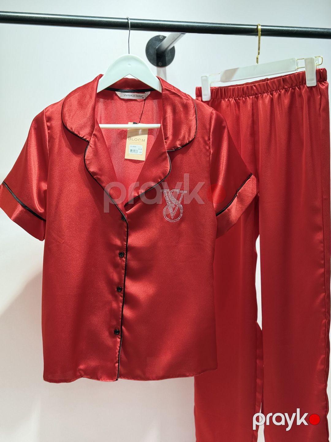 Qadınlar üçün şalvarlı pijama dəsti VS-4001, qırmızı, atlas, ölçü 40 — Mallar, Bakı (2)