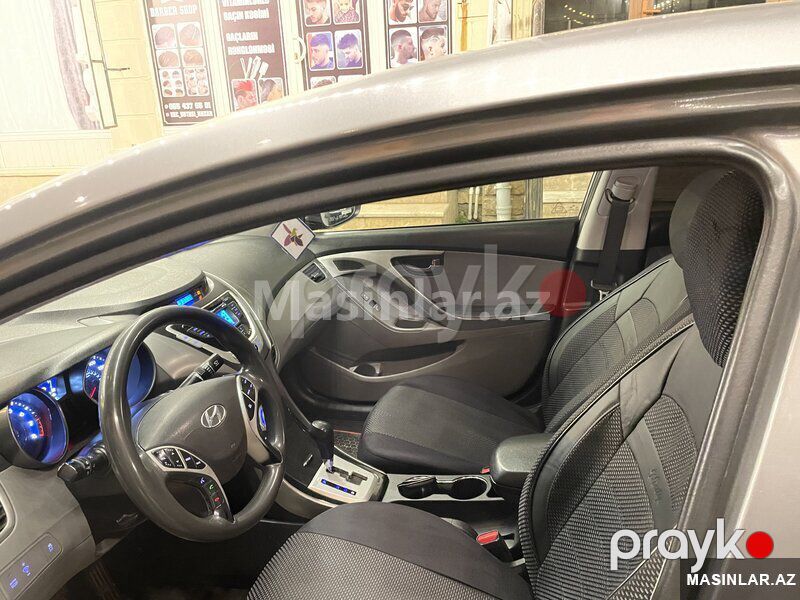 Hyundai Elantra, 2013 il 90-DL-079 — Minik avtomobili icarəsi, Bakı (2)