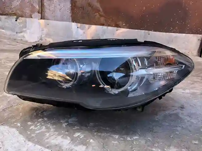 Fara L BMW F10/Amerkanka — Avtomobil işığı, Bakı (2)