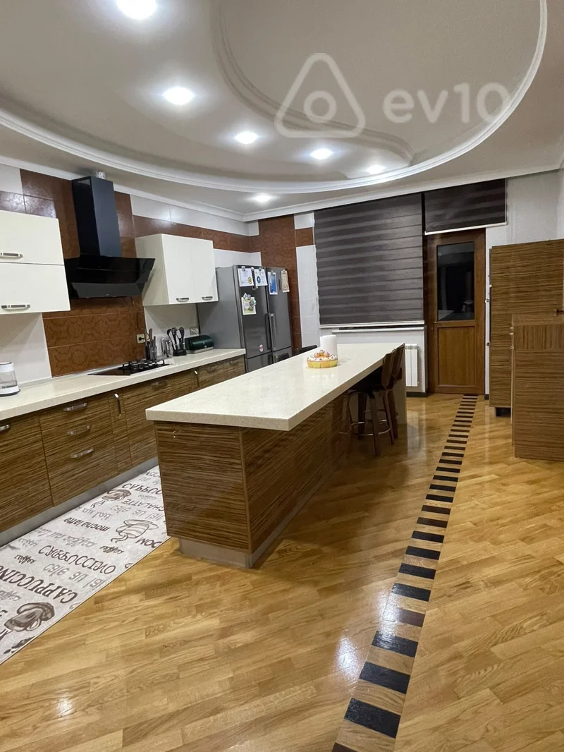 4 otaqlı mənzil, 243 m², azadlıq praspekti — Mənzil, Bakı (11)