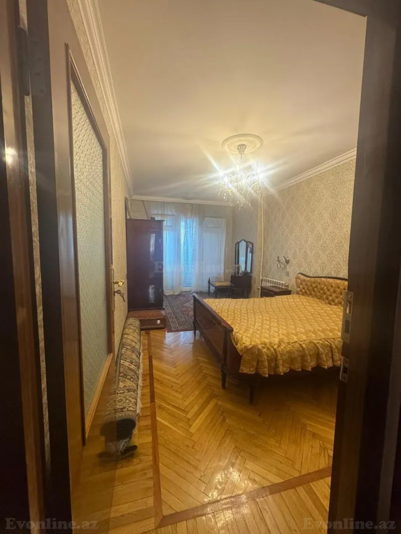 Satılır 4 otaqlı Mənzil Köhnə tikili 85 m² Bakı, Xətai r., Əhmədli m — Mənzil, Bakı (3)