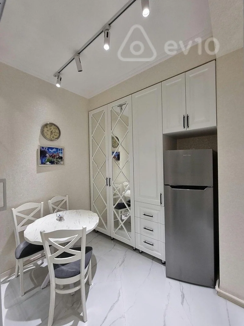 2 otaqlı mənzil, 70 m², Təbriz küç — kirayə — Mənzil, Bakı (7)