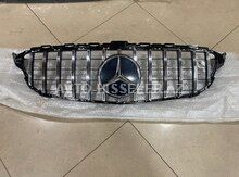 Mercedes W205 Radiator Barmaqlığı (Ablisovka) — Bakı