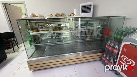 Şüşə vitrin-bufet (kafe/market üçün) Şəkildəki şüşəli şirniyyat — Bakı