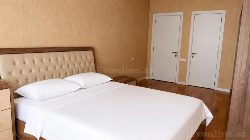 Kirayə verilir 3 otaqlı Mənzil Yeni tikili 130 m² Bakı, Yasamal r., Elmlər Akademiyası m — Mənzil, Bakı (5)