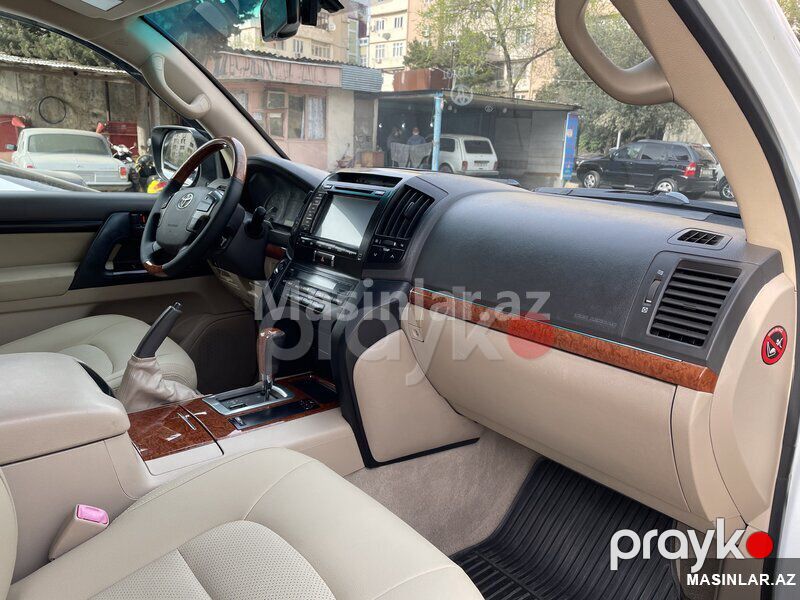 Toyota Landcruzer, 2013 il — Minik avtomobili icarəsi, Bakı (6)