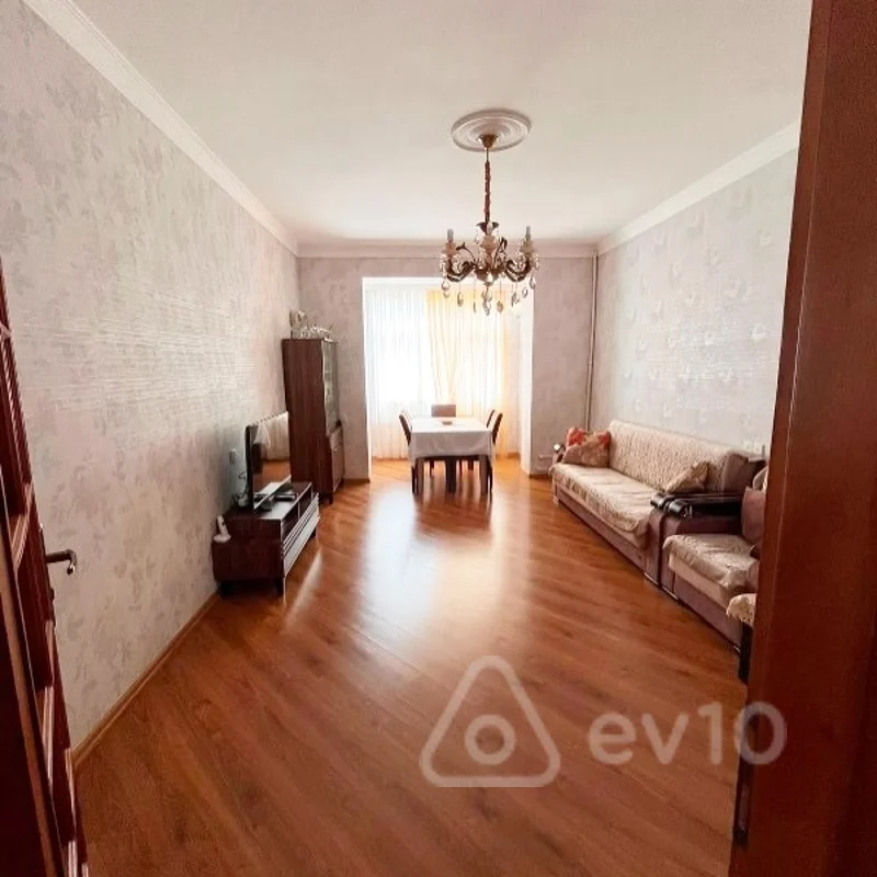 2 otaqlı mənzil, 61 m², Ayna Sultanova — Bakı