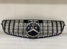 Mercedes W204 Radiator Barmaqlığı (Ablisovka) — Bakı