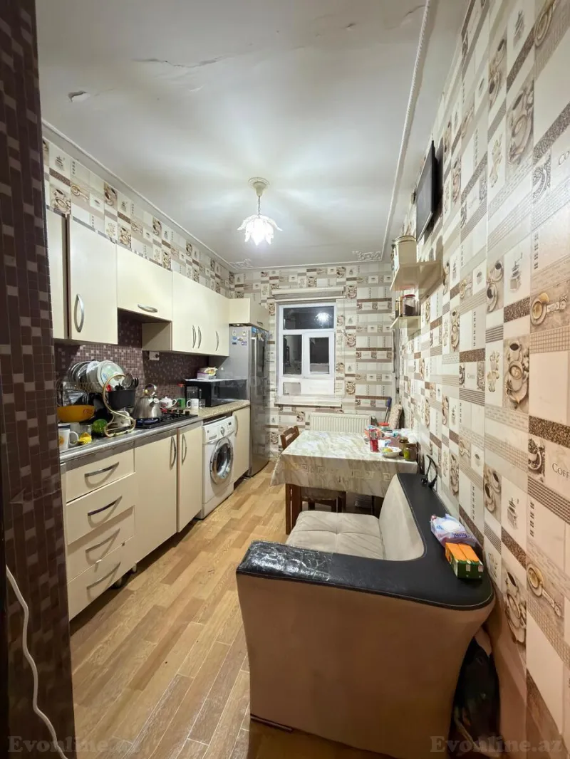 Satılır 3 otaqlı Mənzil Köhnə tikili 70 m² Sumqayıt — Mənzil, Sumqayıt (3)