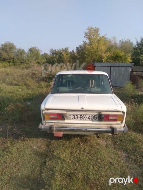 VAZ 2106, ağ rəng, sedan Xüsusiyyətlər: - Kuzov: 4 qapılı sedan, ağ — Ağsu