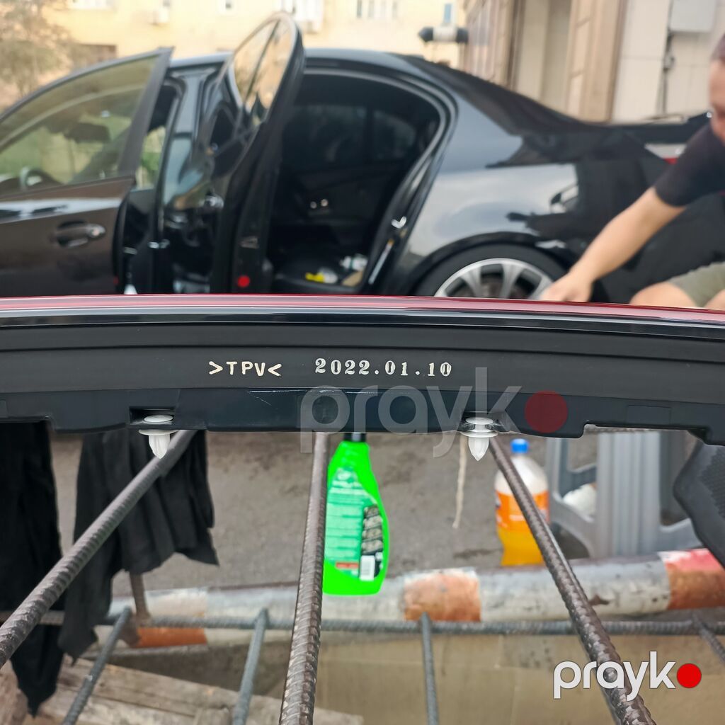Lexus LX 600 arxa stopu zavod ustunen cixmadi idyal iwleydi sag arxa — Avtomobil işığı, Bakı (8)