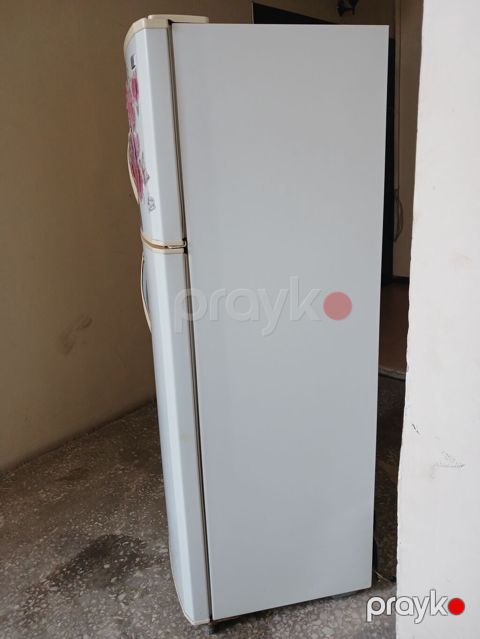 İşlənmiş 2 qapılı LG Soyuducu Satılır, rəng - Ağ — Bakı
