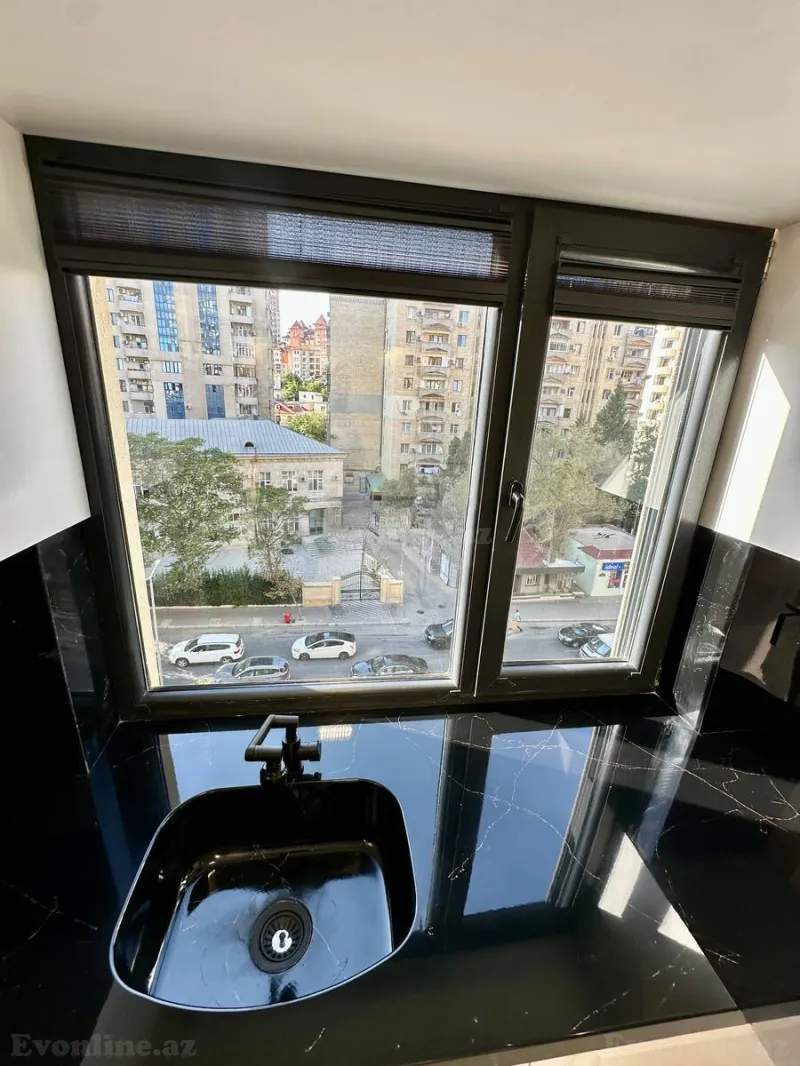 Satılır 3 otaqlı Mənzil Yeni tikili 90 m² Bakı, Nərimanov r., 28 May m — Mənzil, Bakı (5)
