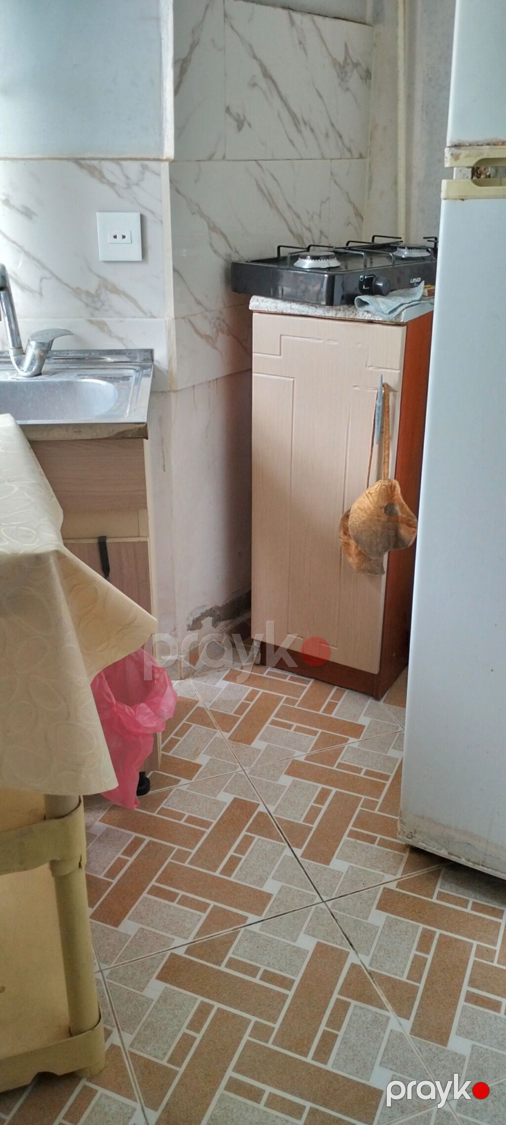 Kirayə üçün sadə, mebellə təchiz olunmuş otaq. Xüsusiyyətlər: - 2 — Mənzil, Bakı (3)