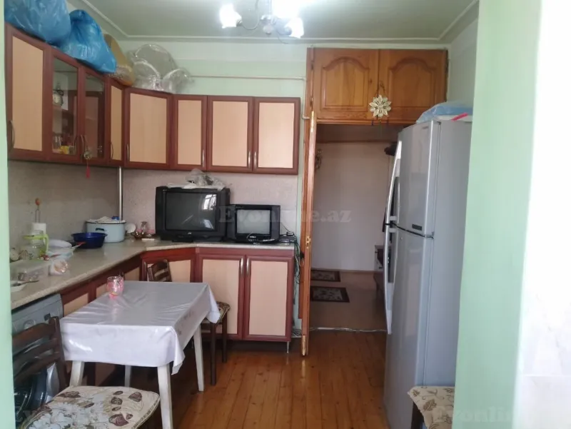 Satılır 3 otaqlı Mənzil Köhnə tikili 75 m² Bakı, Suraxanı r., Yeni Günəşli — Mənzil, Bakı (8)