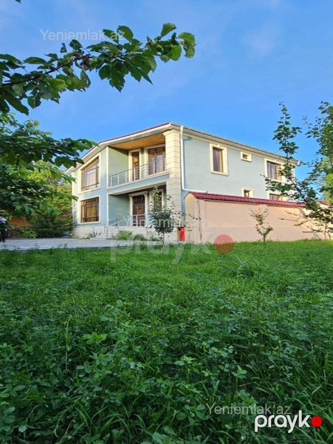 Kirayə 4 otaqlı Həyət evi / Villa, 200 m², Qəbələ — Qəbələ