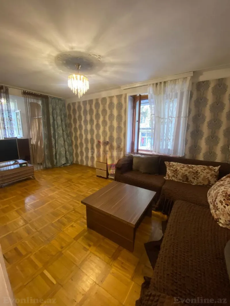 Satılır 2 otaqlı Mənzil Köhnə tikili 45 m² Bakı, Yasamal r., Elmlər Akademiyası m — Mənzil, Bakı (2)